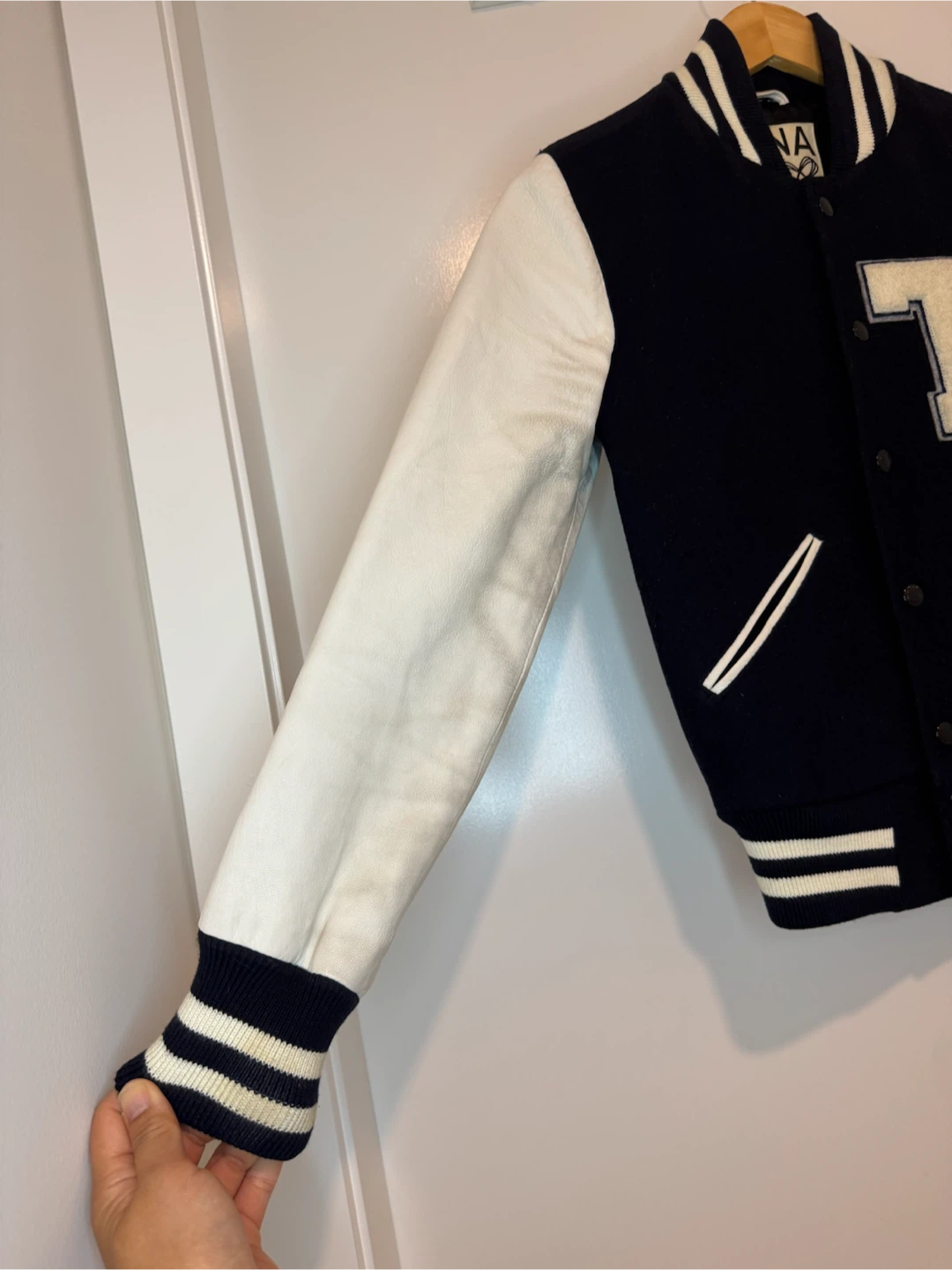 Aritzia TNA Varsity Jacket XS Navy White Wool Leather Sleeve - photo 4