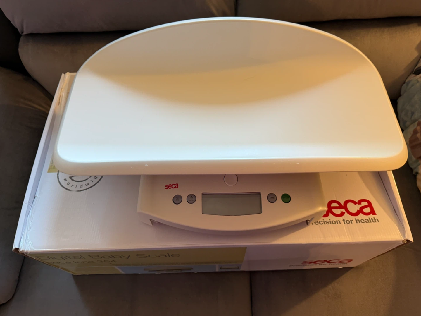 SECA Lena 354 Digital Baby Scale w/ original box.