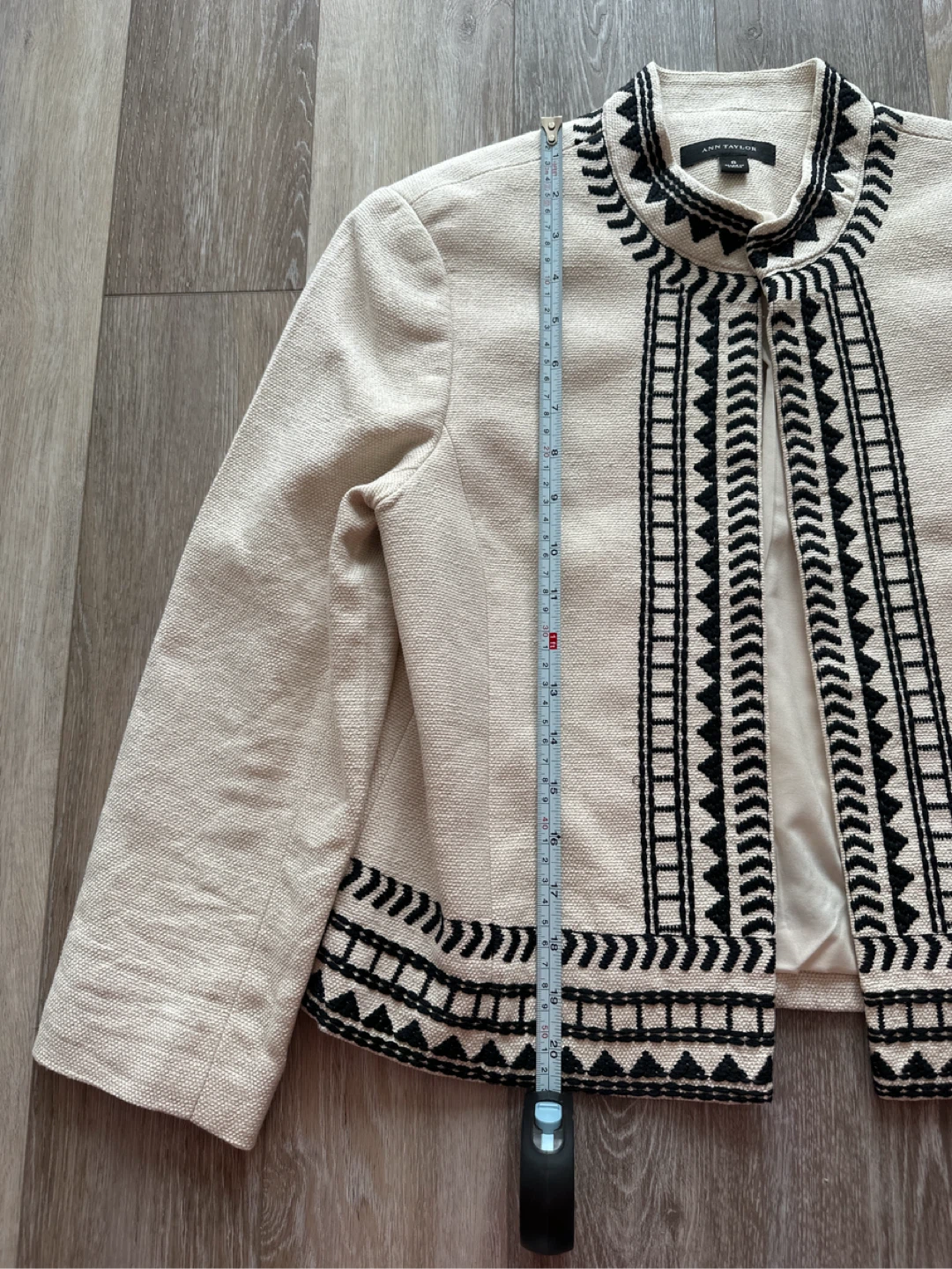 Ann Taylor Embroidered Jacket Size 6 - photo 5