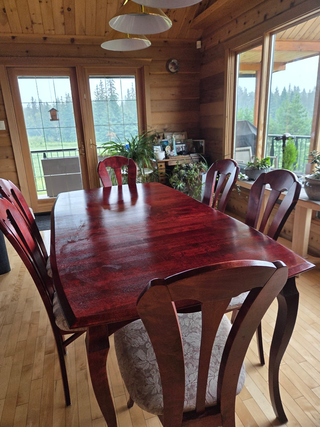 Wooden Cherry Wood Dining Table and Chairs Set