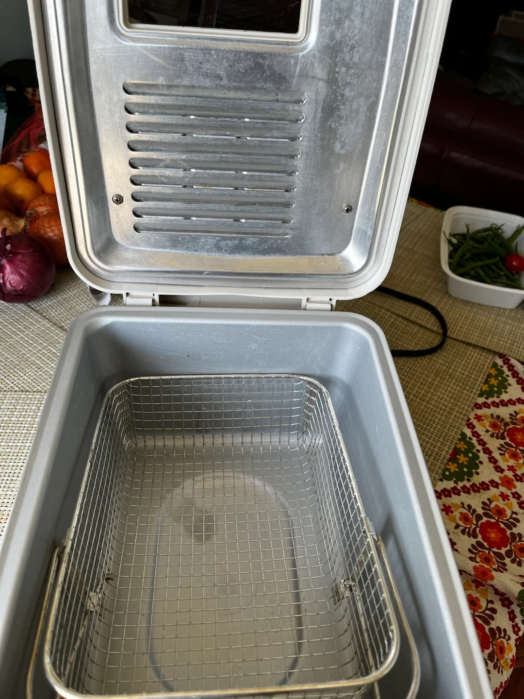 Kenwood DF 500 Deep Fryer will add free BNIB yogurt maker - photo 3