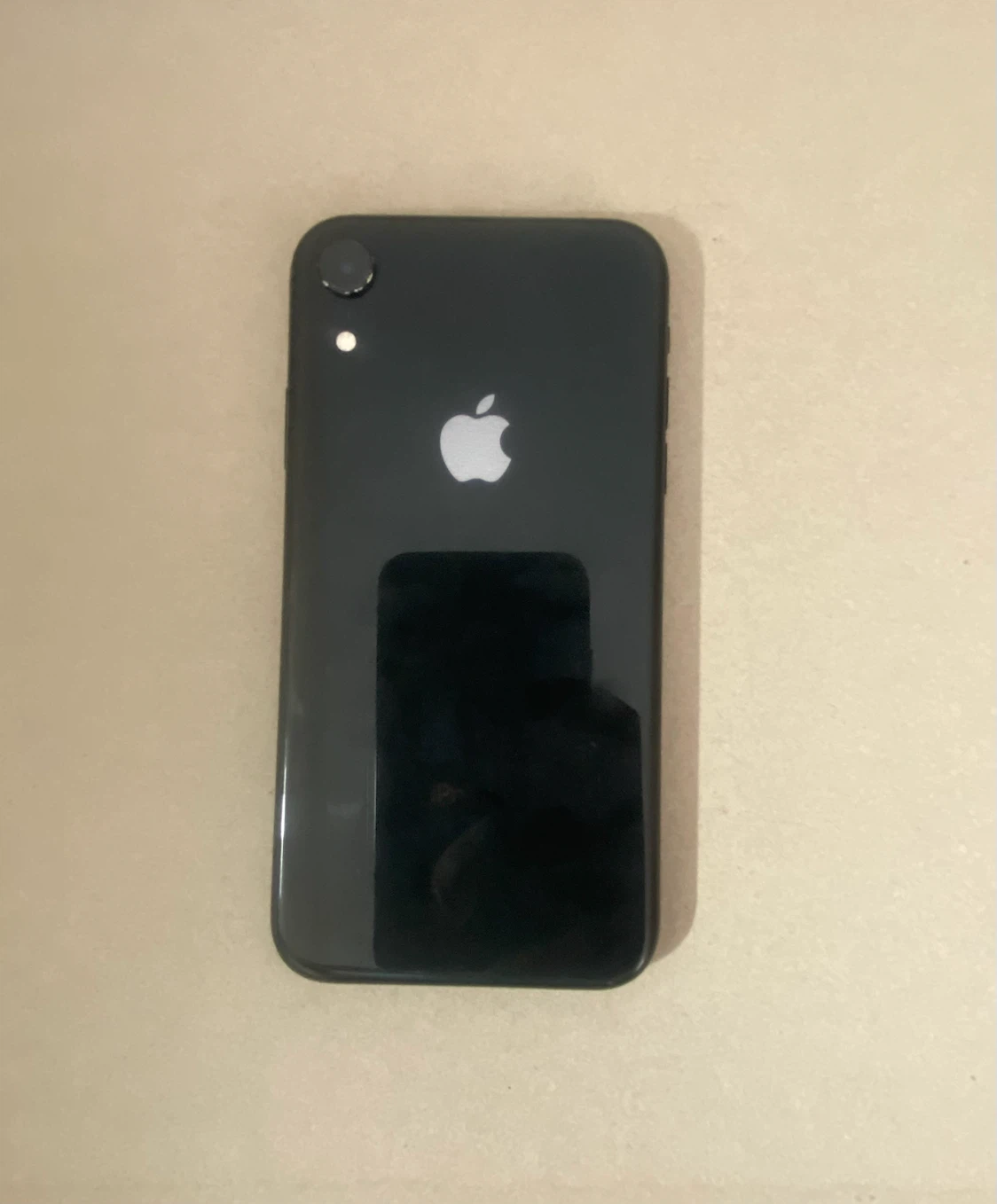 iPhone XR 64GB- 80% Battery - photo 2