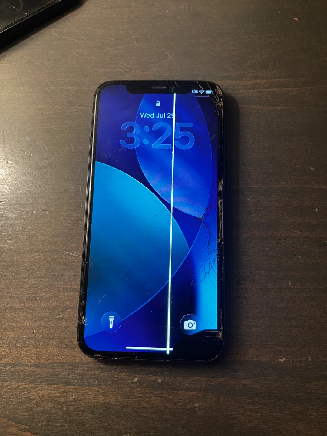 Apple iPhone 11 Pro 64gb - Cracked Screen still functional