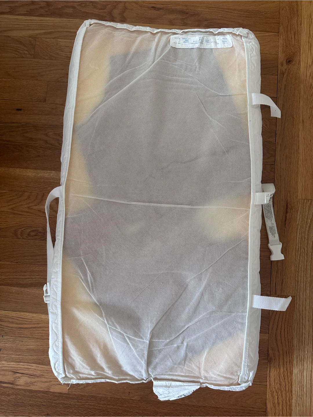 White Quilted Changing Pad with Straps - photo 2