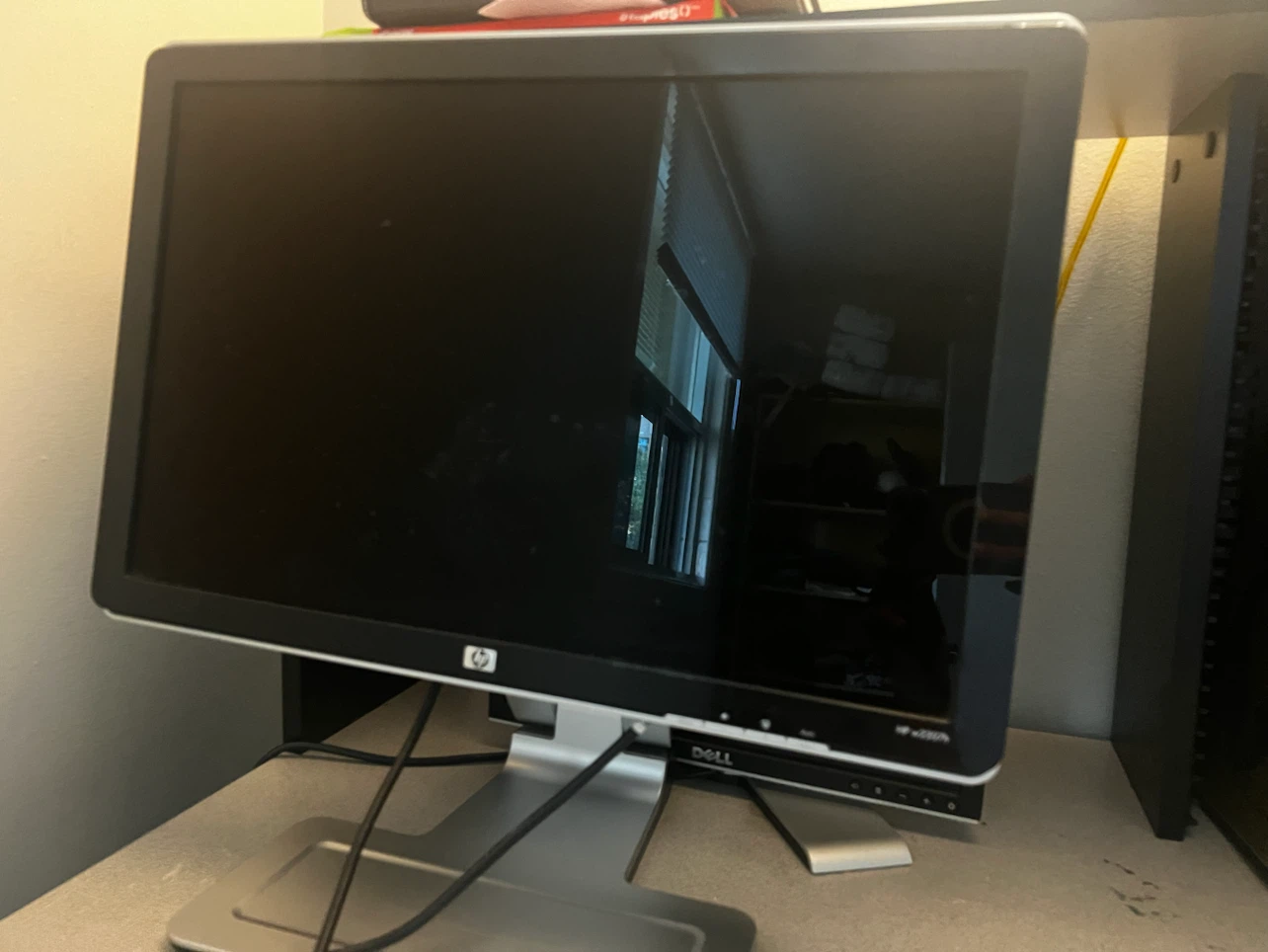 HP EliteDisplay E221 Monitor
