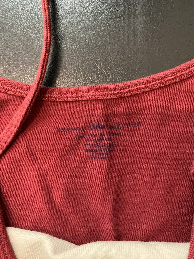 Brandy Melville Red Crop Top - photo 4