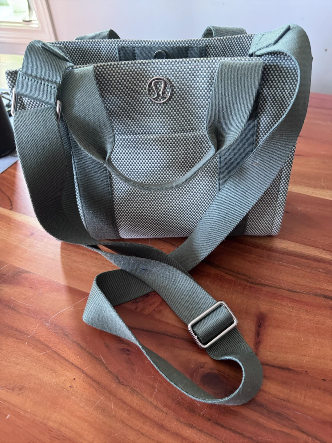 Lululemon All Yours Tote Bag - photo 2