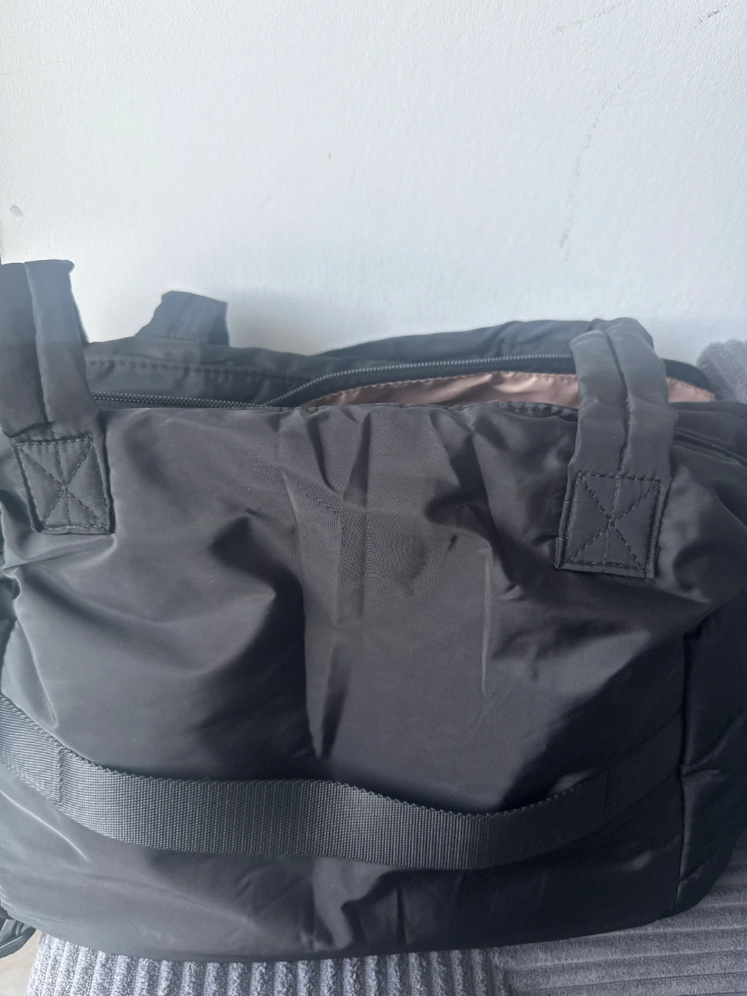 Black Nylon Puffer Tote Bag - photo 3