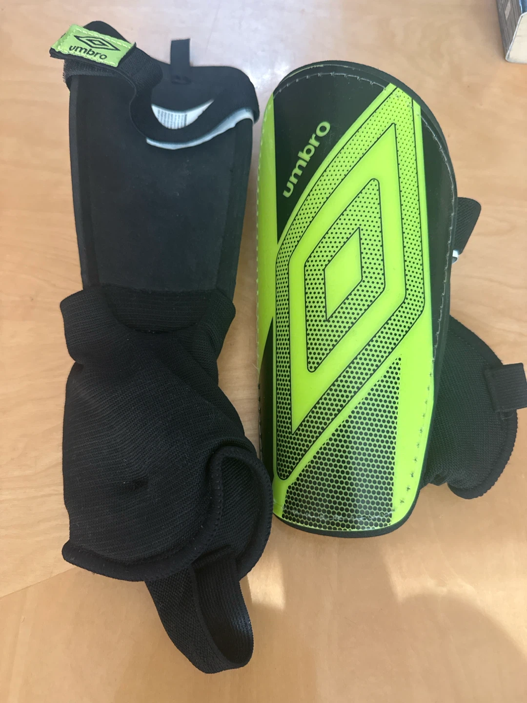 Umbro Soccer Shin Guards