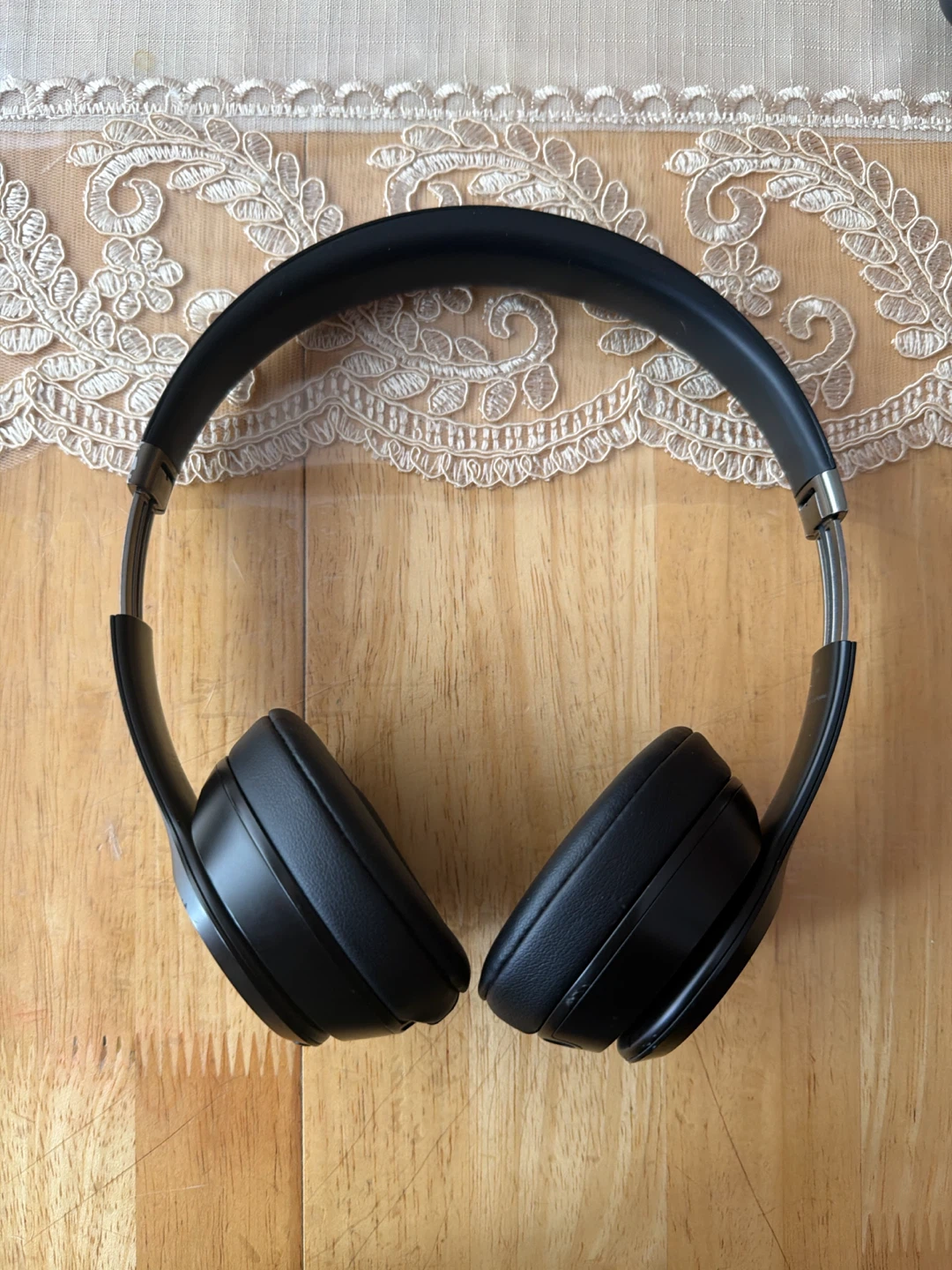 Beats Solo 4 CHECK DESCRIPTION