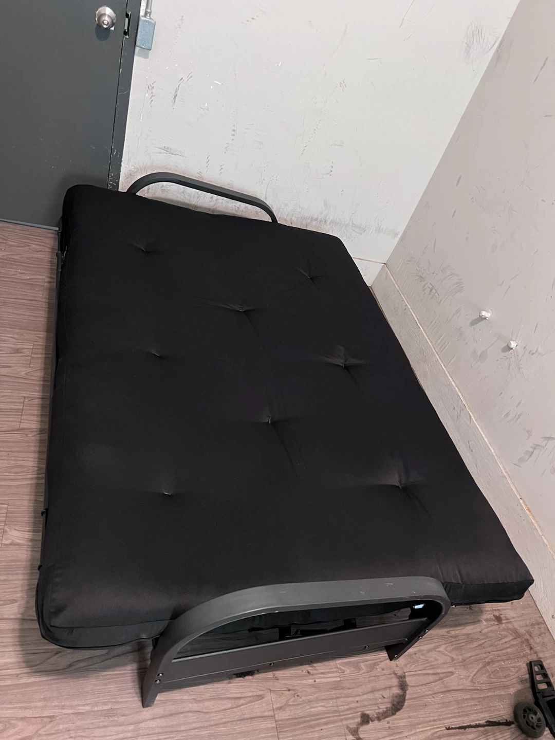 Black Futon Sofa Bed full size. - photo 4