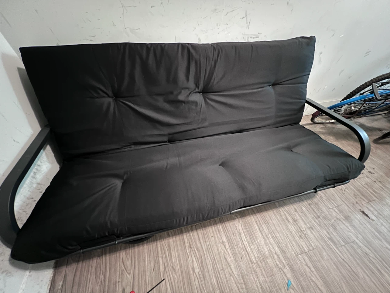 Black Futon Sofa Bed full size. - photo 5