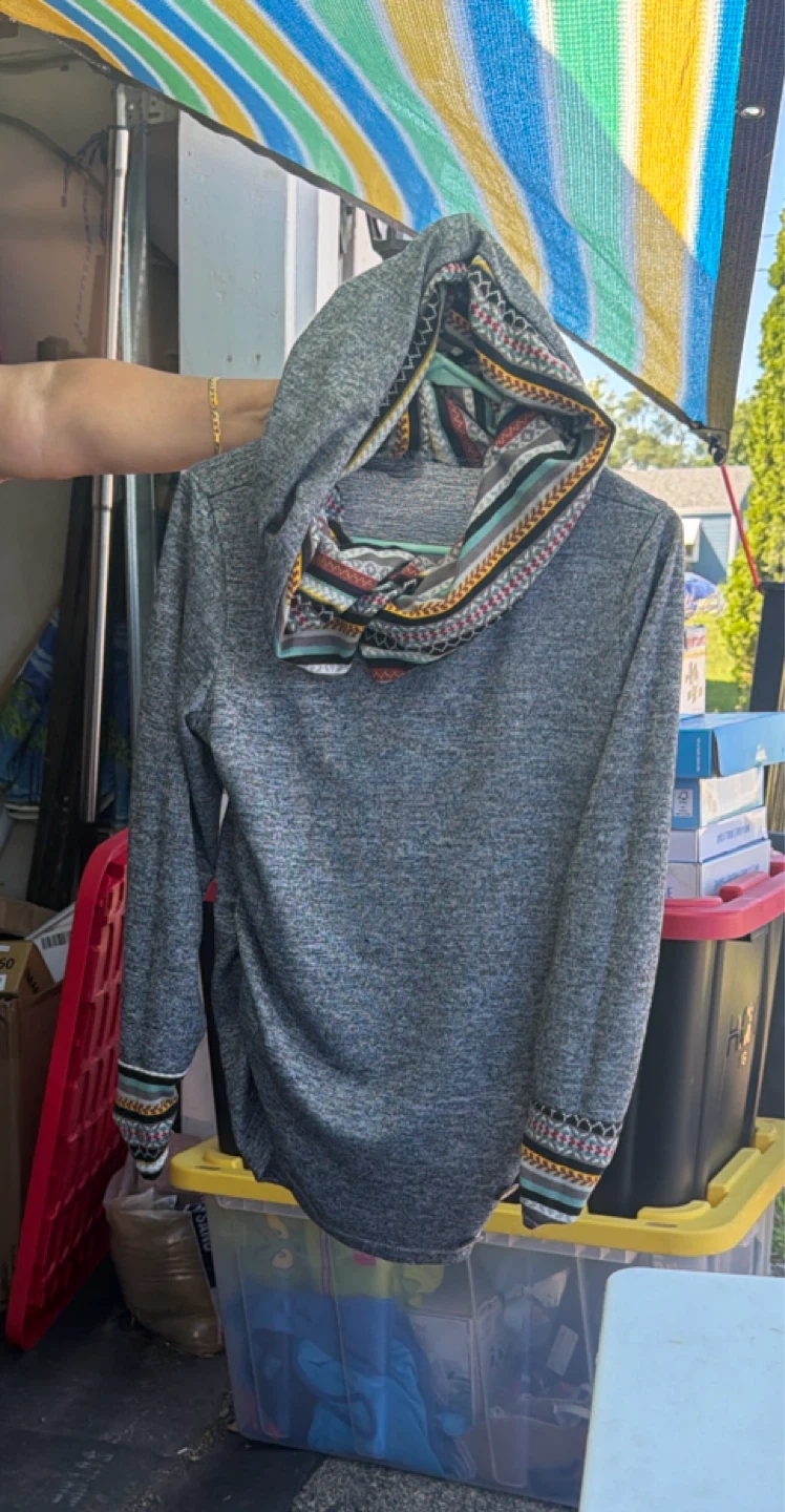 Gray Long Sleeve Tunic Top with Decorative Trim