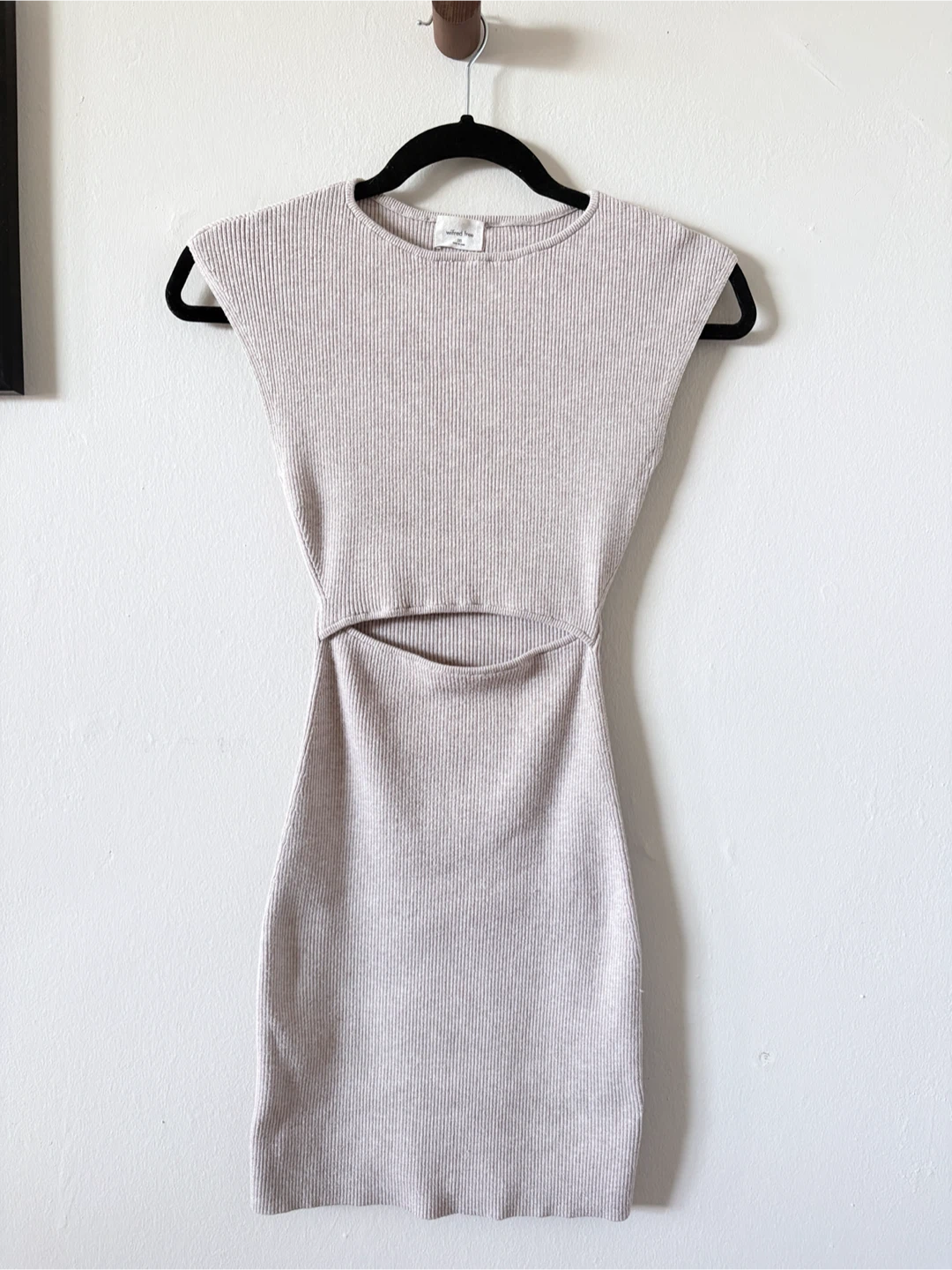 Aritia Ribbed Knit Cut-Out Dress - Beige - photo 4