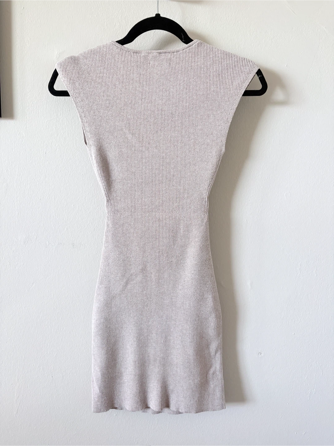 Aritia Ribbed Knit Cut-Out Dress - Beige - photo 5