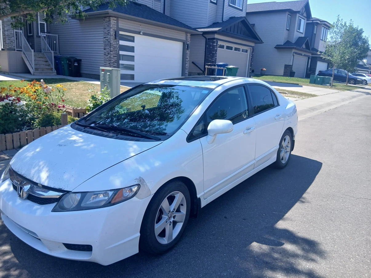 White Honda Civic Sedan - photo 2
