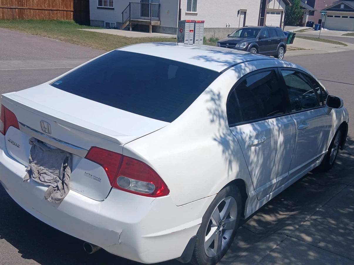 White Honda Civic Sedan - photo 3