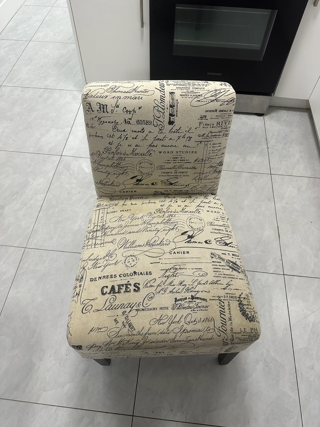 Free 2 chairs and 1 double bed and bed topper