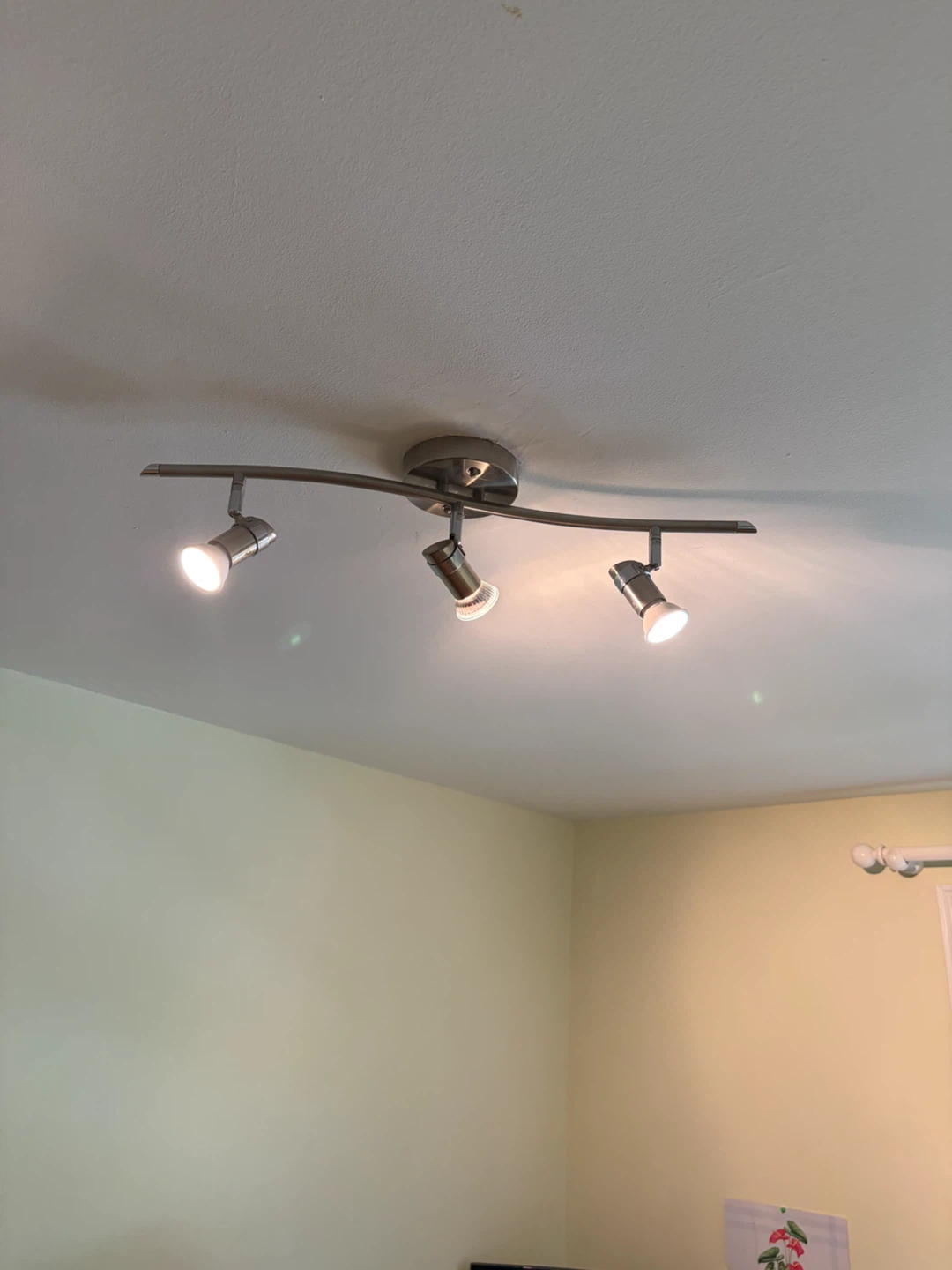 3-Light Track Lighting Fixture
