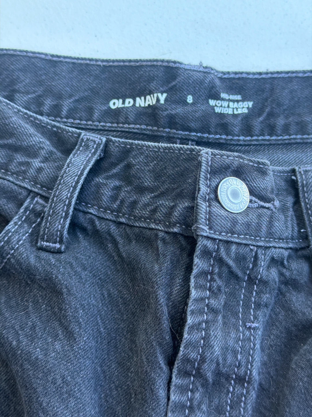 Old Navy Mid-Rise WOW Baggy Wide Leg Jeans Size 8 - photo 2