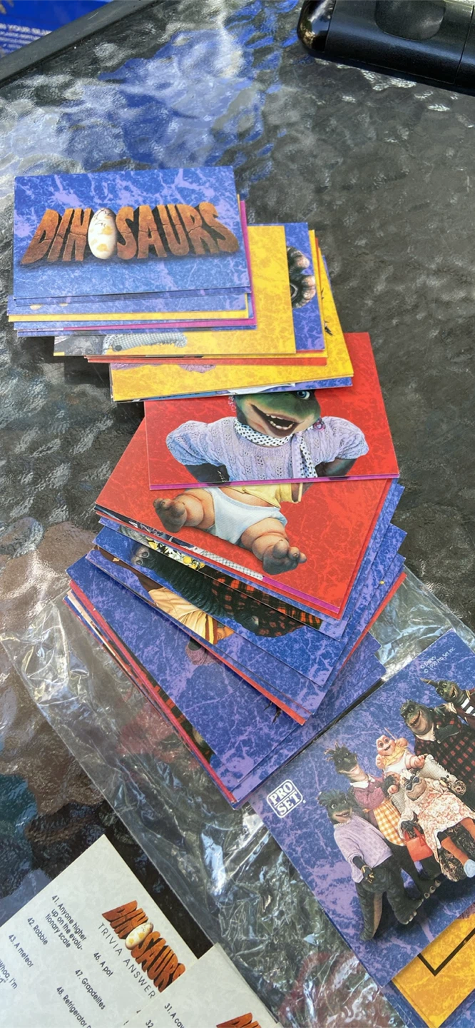Dinosaurs Pro Set Trading Cards - photo 4