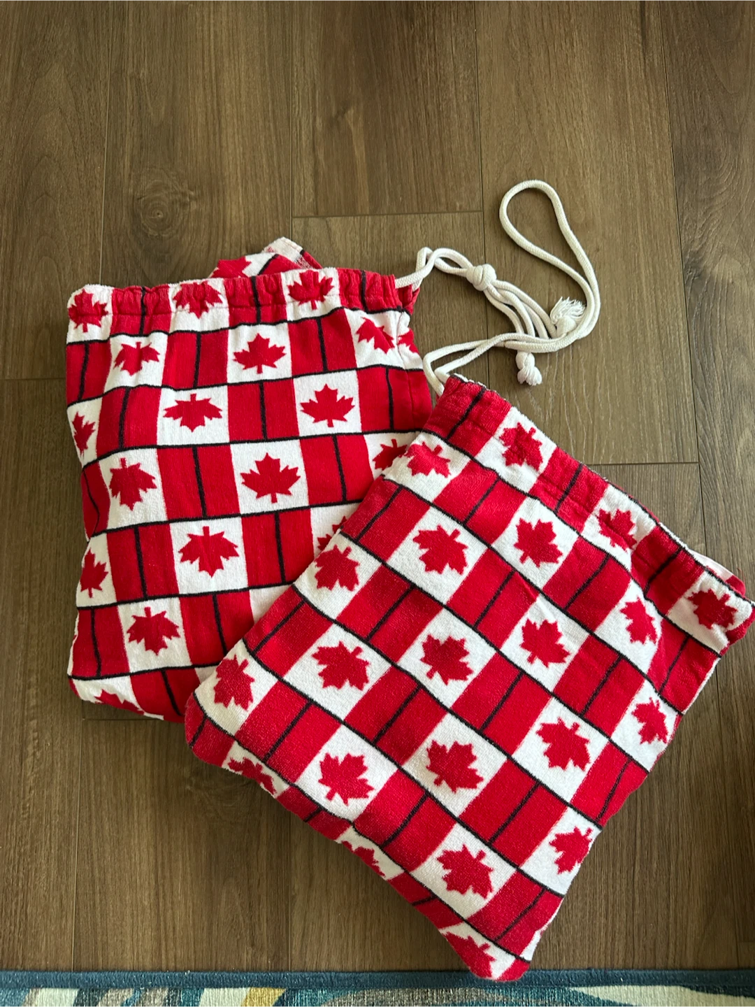 Oh Canada towels (2) 🇨🇦 ☀️