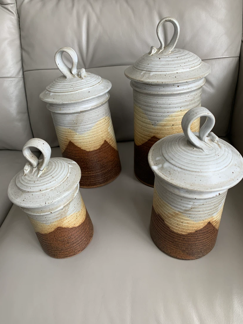 “ A Set of 4 - Ceramic Tile, Painted, Unique Canisters “ ! - photo 2