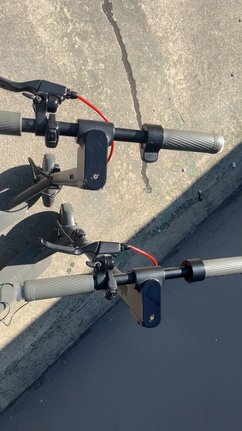 Two 5th wheel Electric Scooters - photo 4