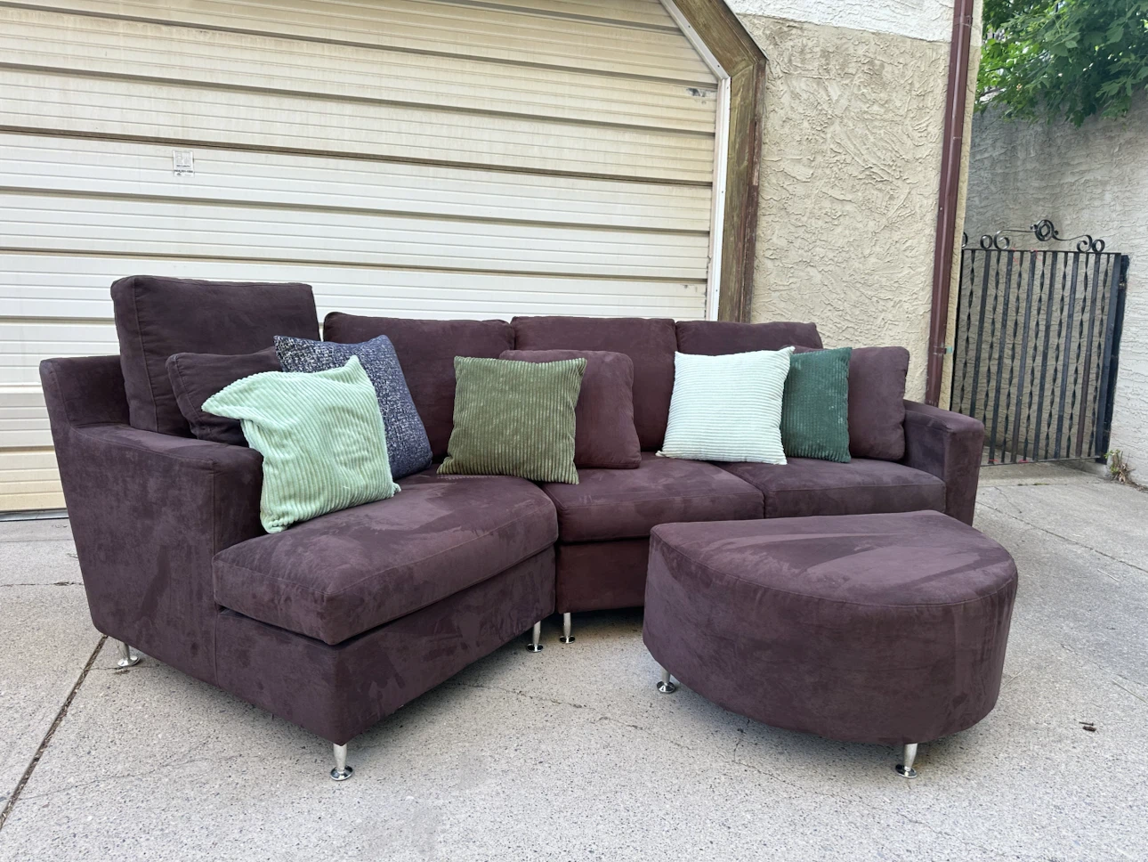 Canadian Made Brown Microfiber Sectional with Ottoman - photo 2