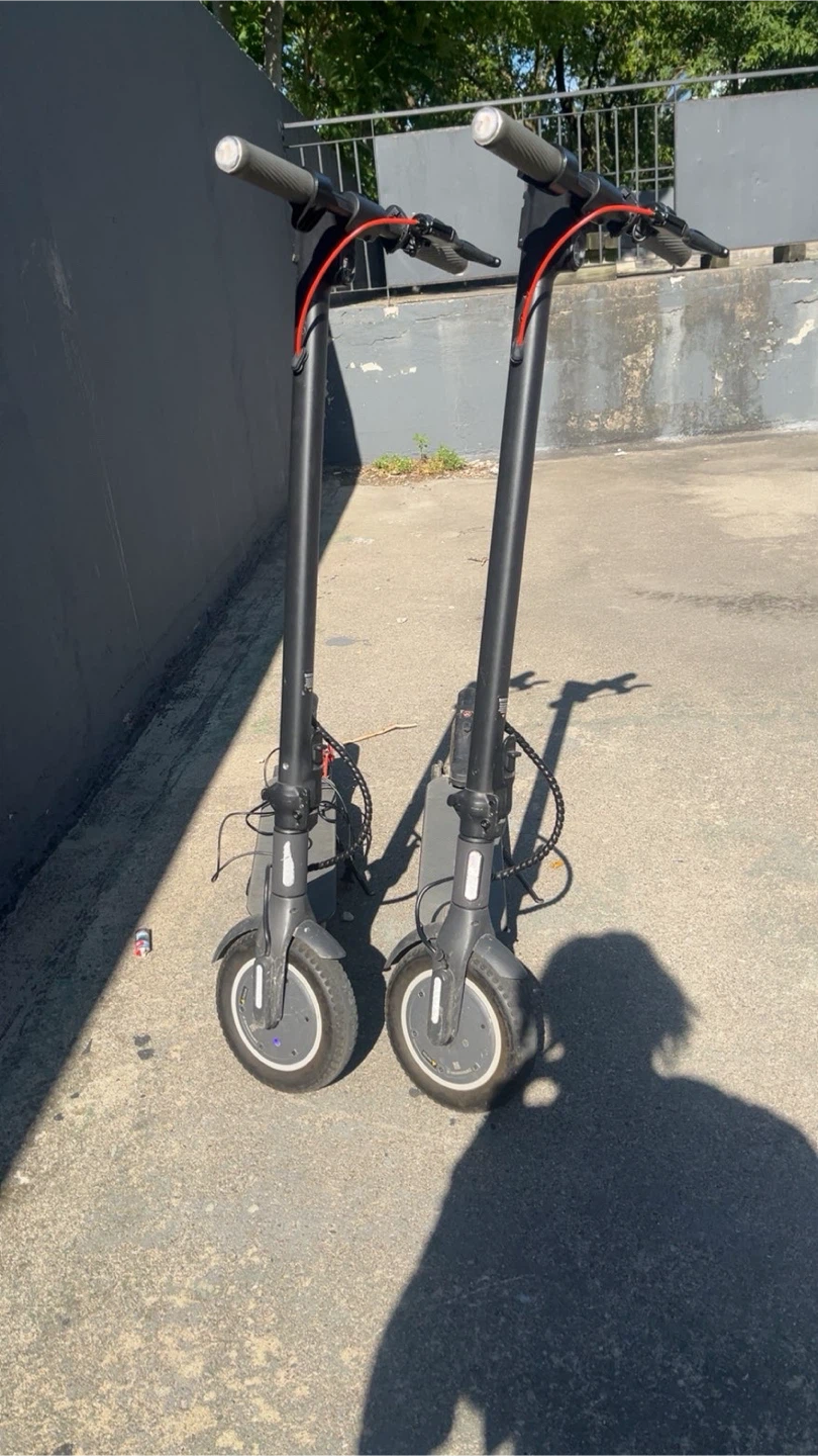 Two  5th wheel Electric Scooters 30 kph