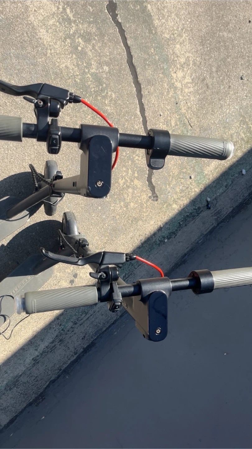 Two  5th wheel Electric Scooters 30 kph - photo 3