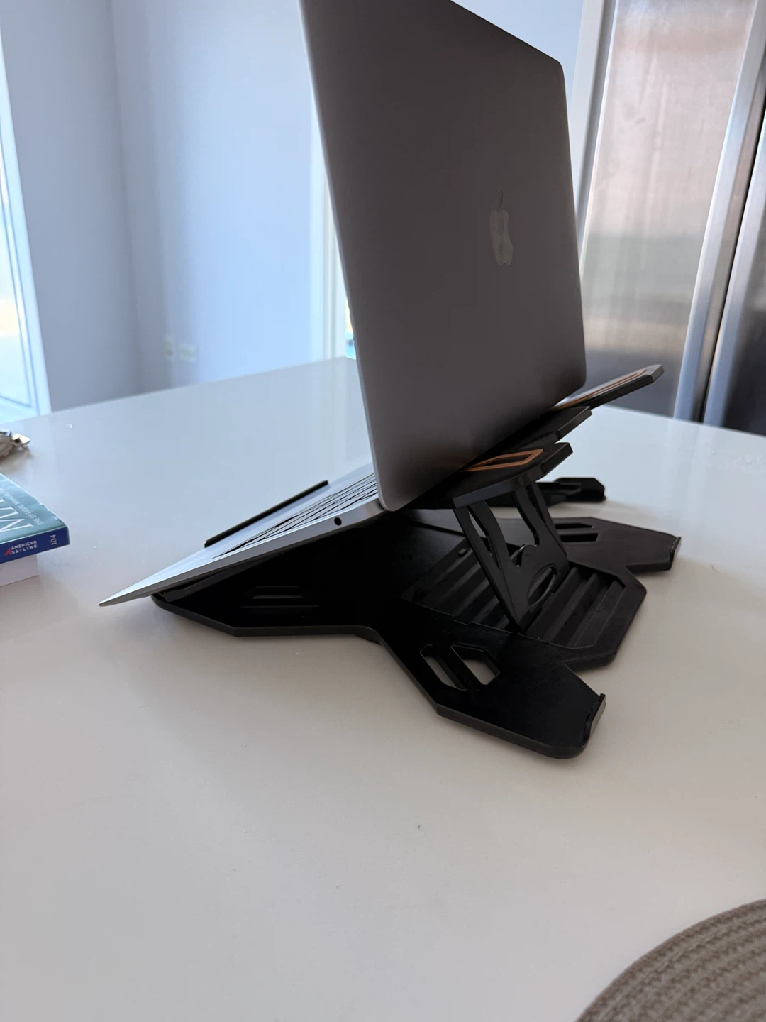 Laptop Stand - photo 5
