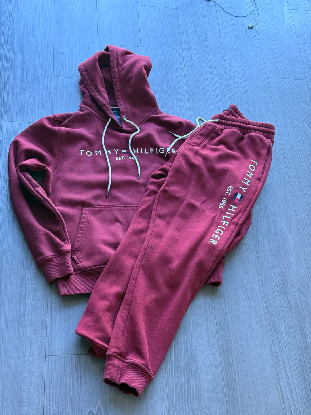 Tommy Hilfiger Hoodie and Sweatpants Set