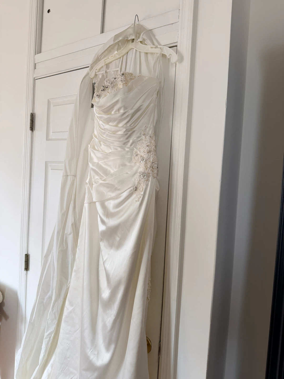 Sophia Tolli Strapless Wedding Dress (NEVER WORN) - photo 2