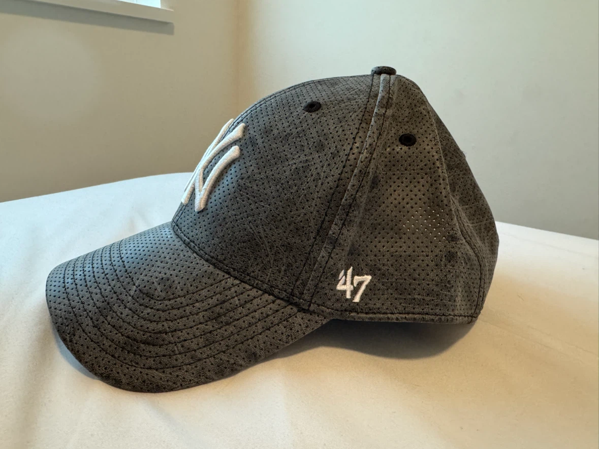 New York Yankees Gray Adjustable Baseball Cap Hat One Size MLB - photo 2