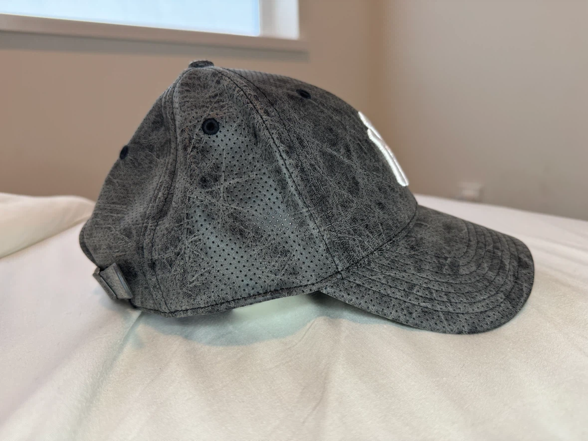 New York Yankees Gray Adjustable Baseball Cap Hat One Size MLB - photo 4