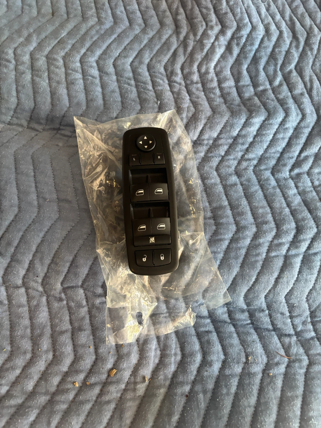 Power Window Master Switch Control Button - photo 3