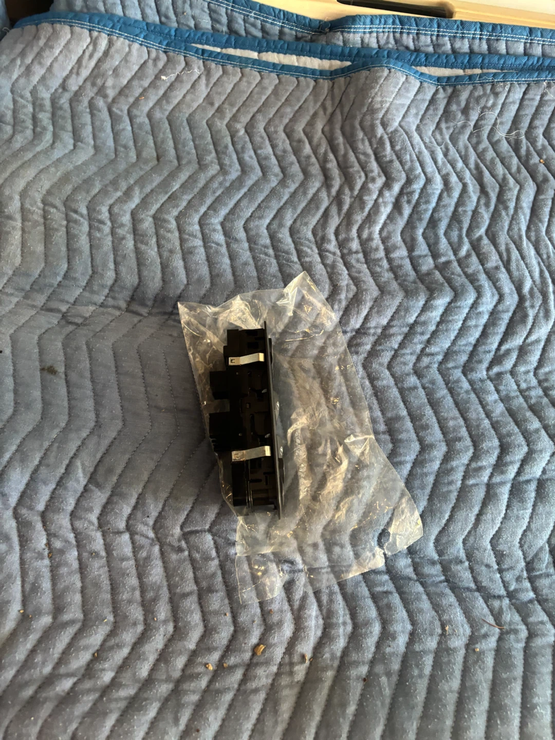 Power Window Master Switch Control Button - photo 4