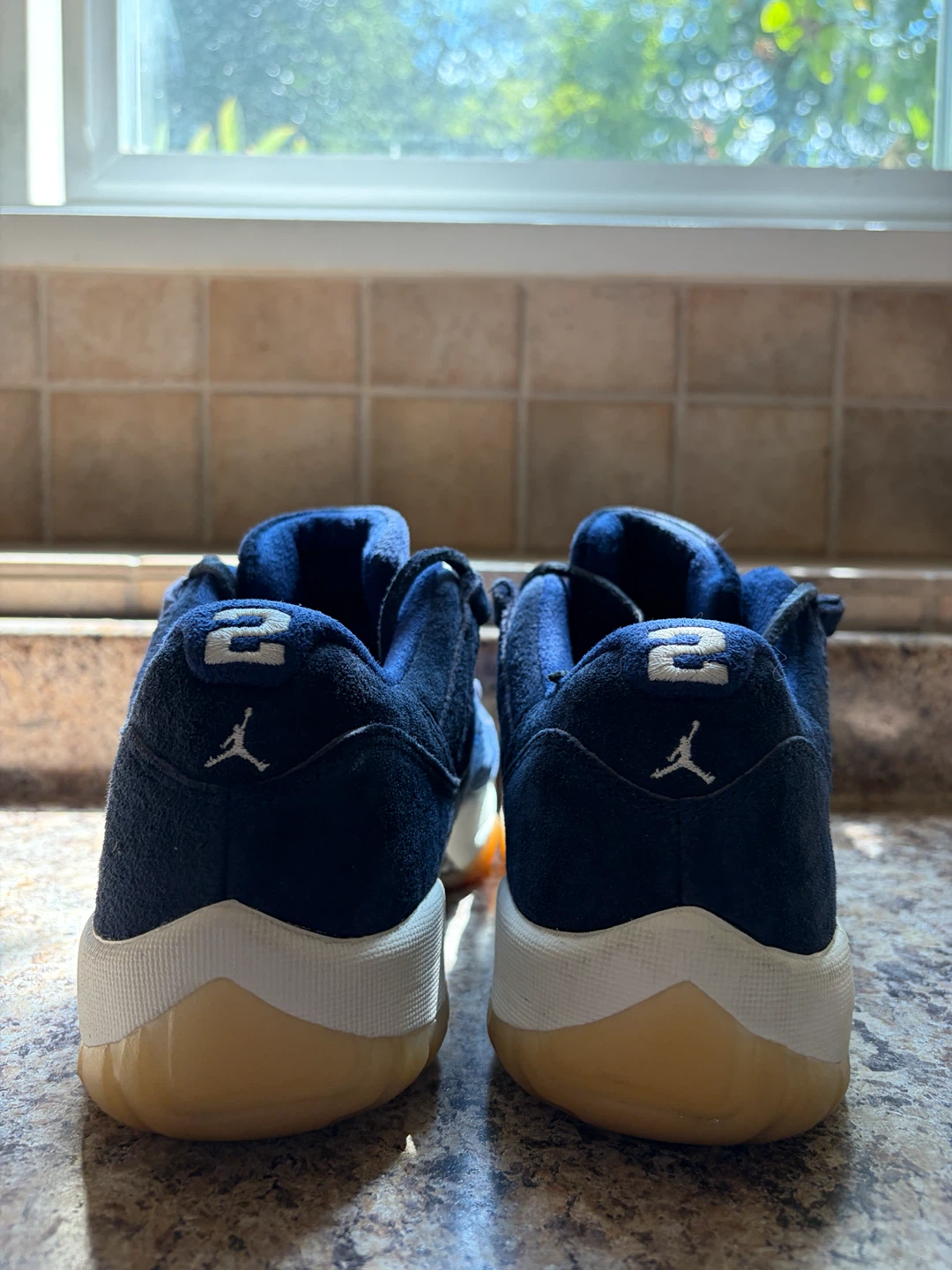 Air Jordan 11 Retro Suede "Respect" Navy Blue - photo 2