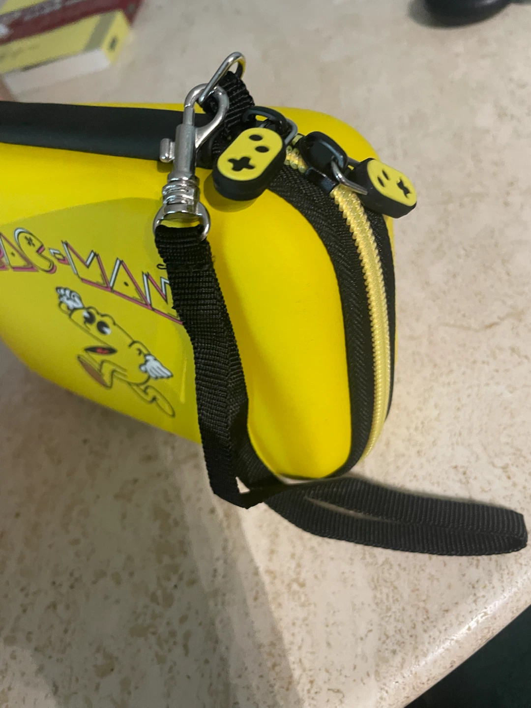 My Arcade Pac-Man Pocket Player Pro - photo 2