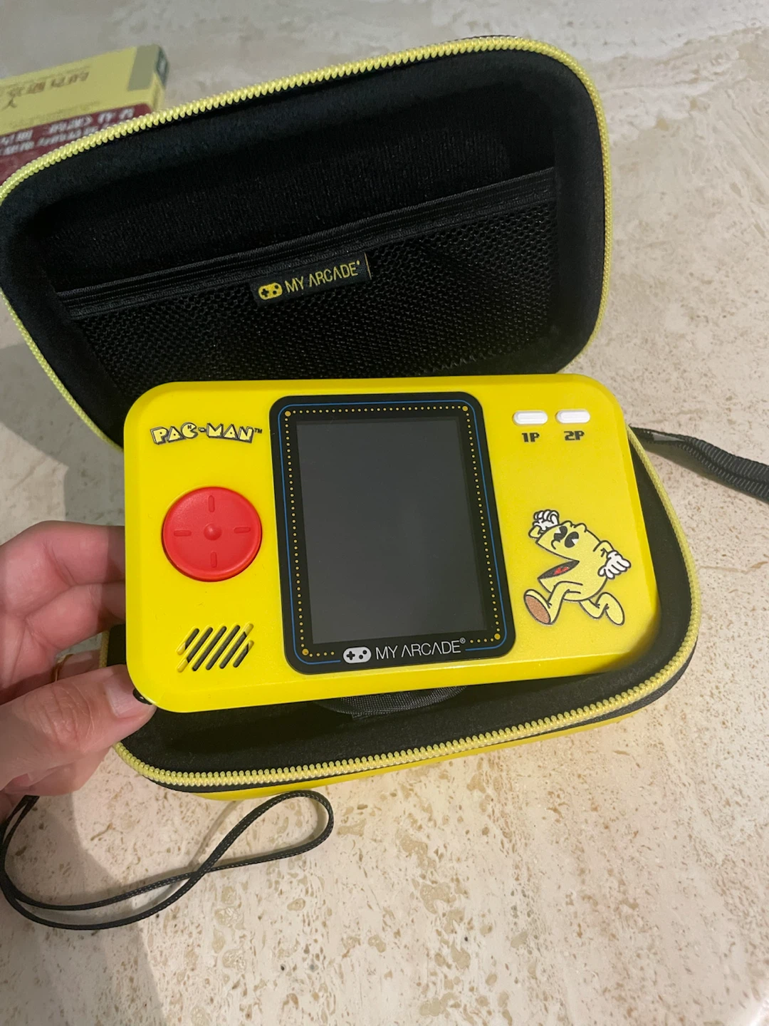 My Arcade Pac-Man Pocket Player Pro - photo 4