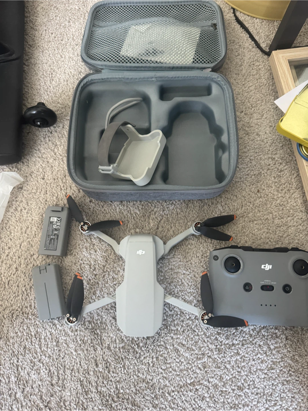 DJI Mini 2 Drone with Case and Accessories - photo 3