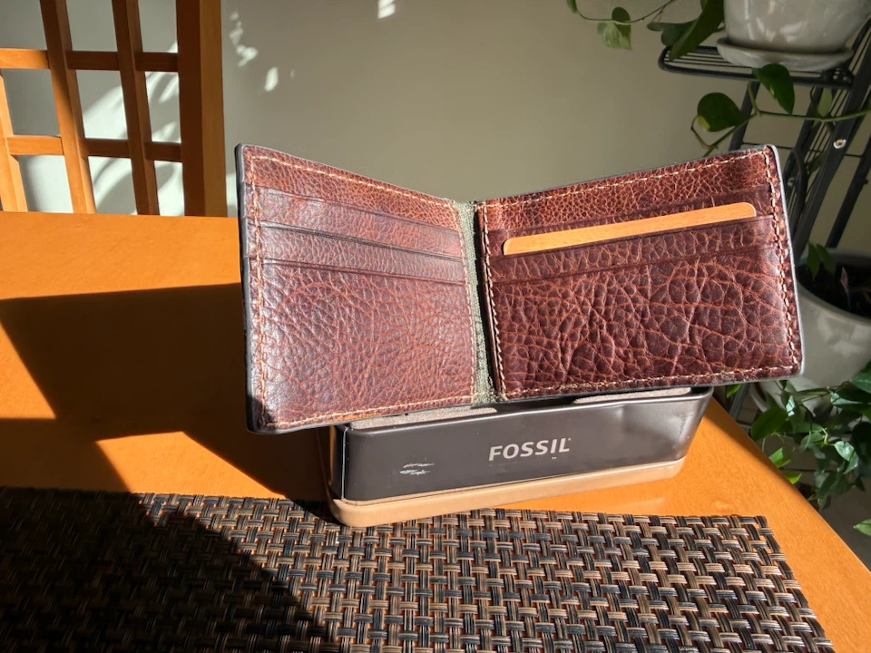 Fossil Front Pocket Leather Wallet - photo 2