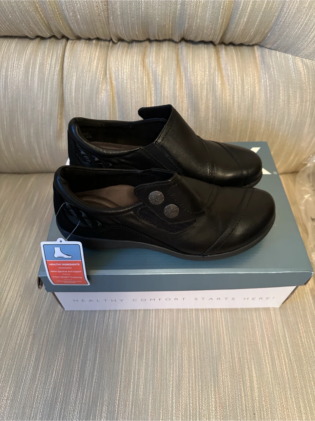 Aetrex Black Slip-On Loafers - photo 2