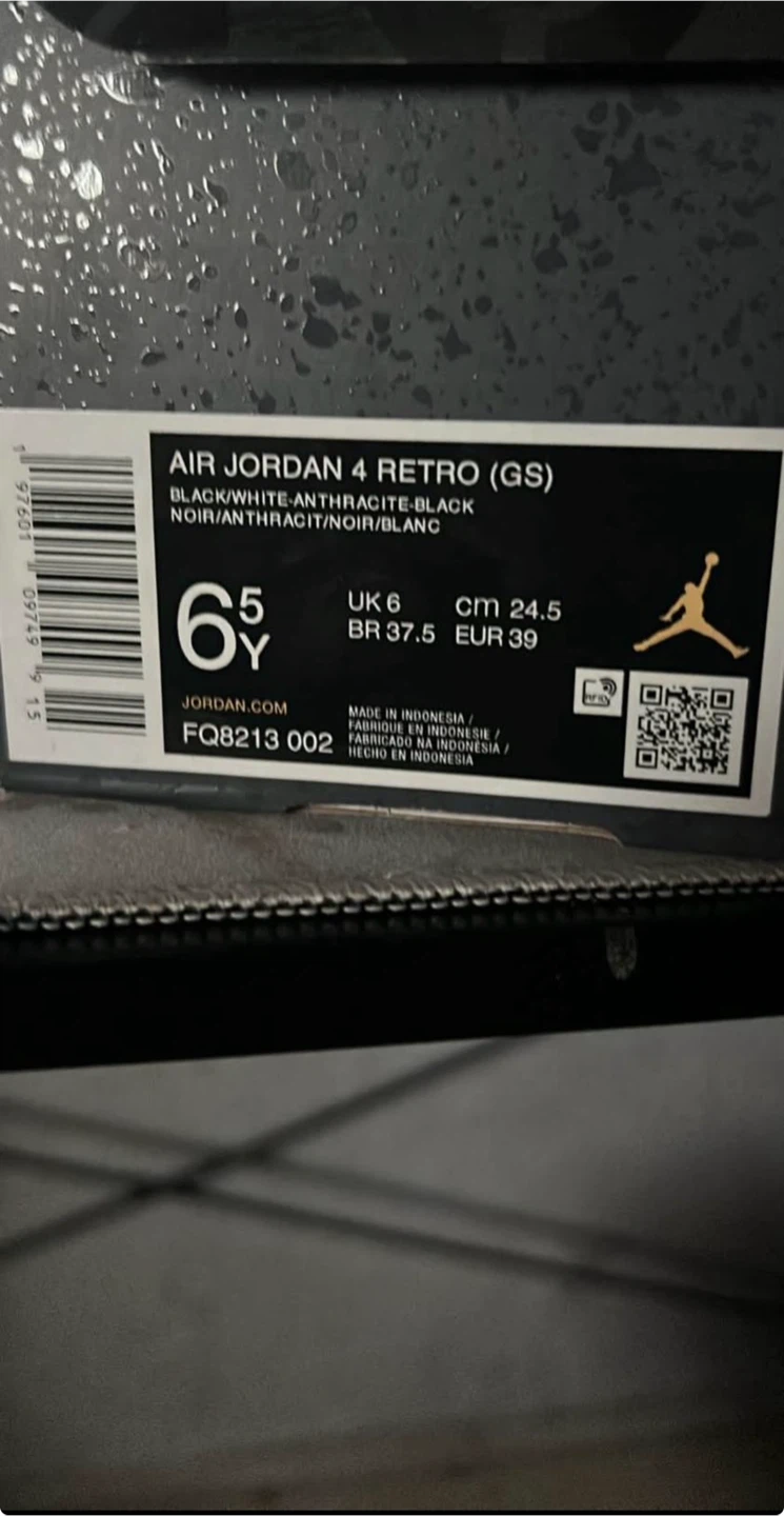 Air Jordan 4 Retro fears - photo 3