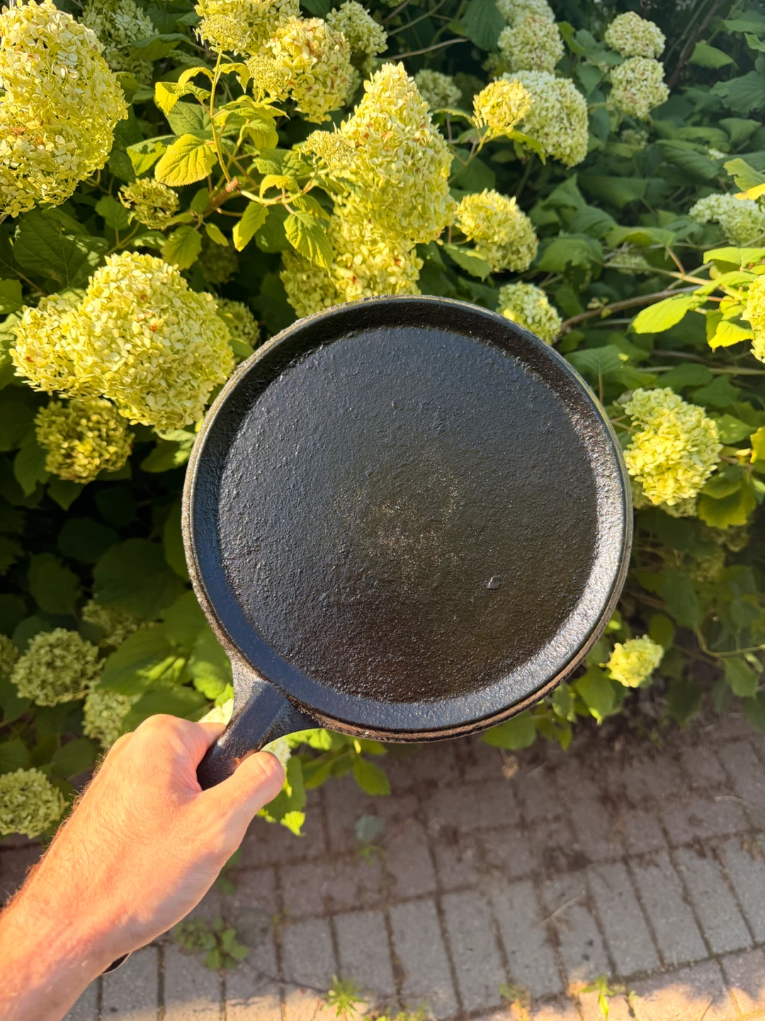 Cast Iron Griddle Pan - 9 inch diameter - photo 2