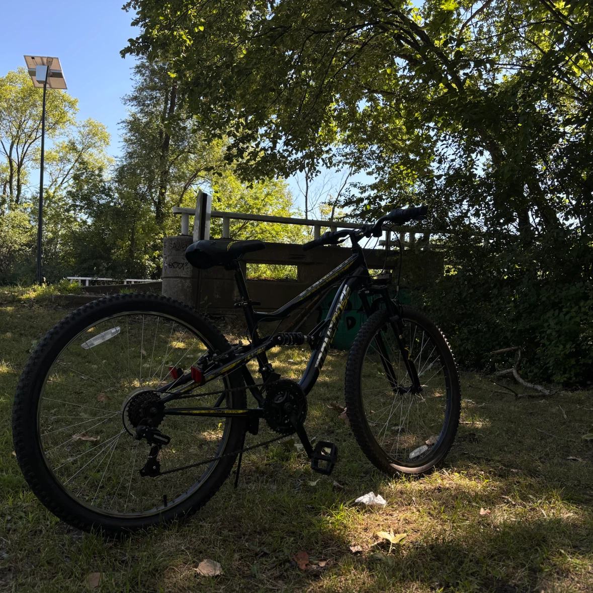 Mongoose Full Suspension Mountain Bike - photo 4