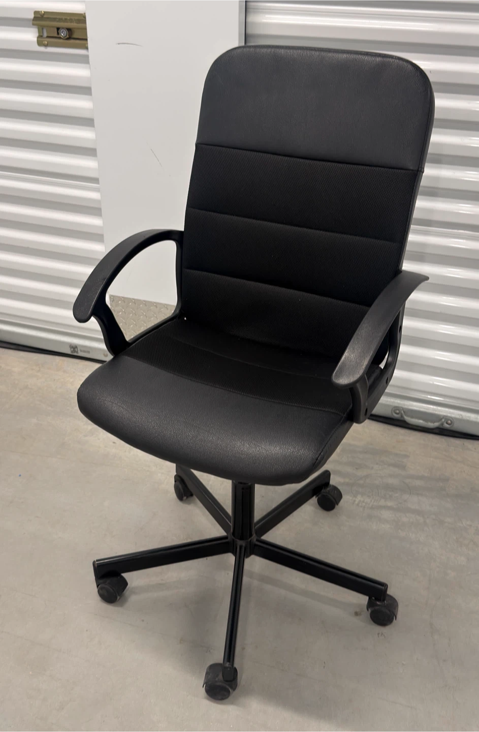 Black Adjustable High-Back Office Chair with Armrests - photo 2