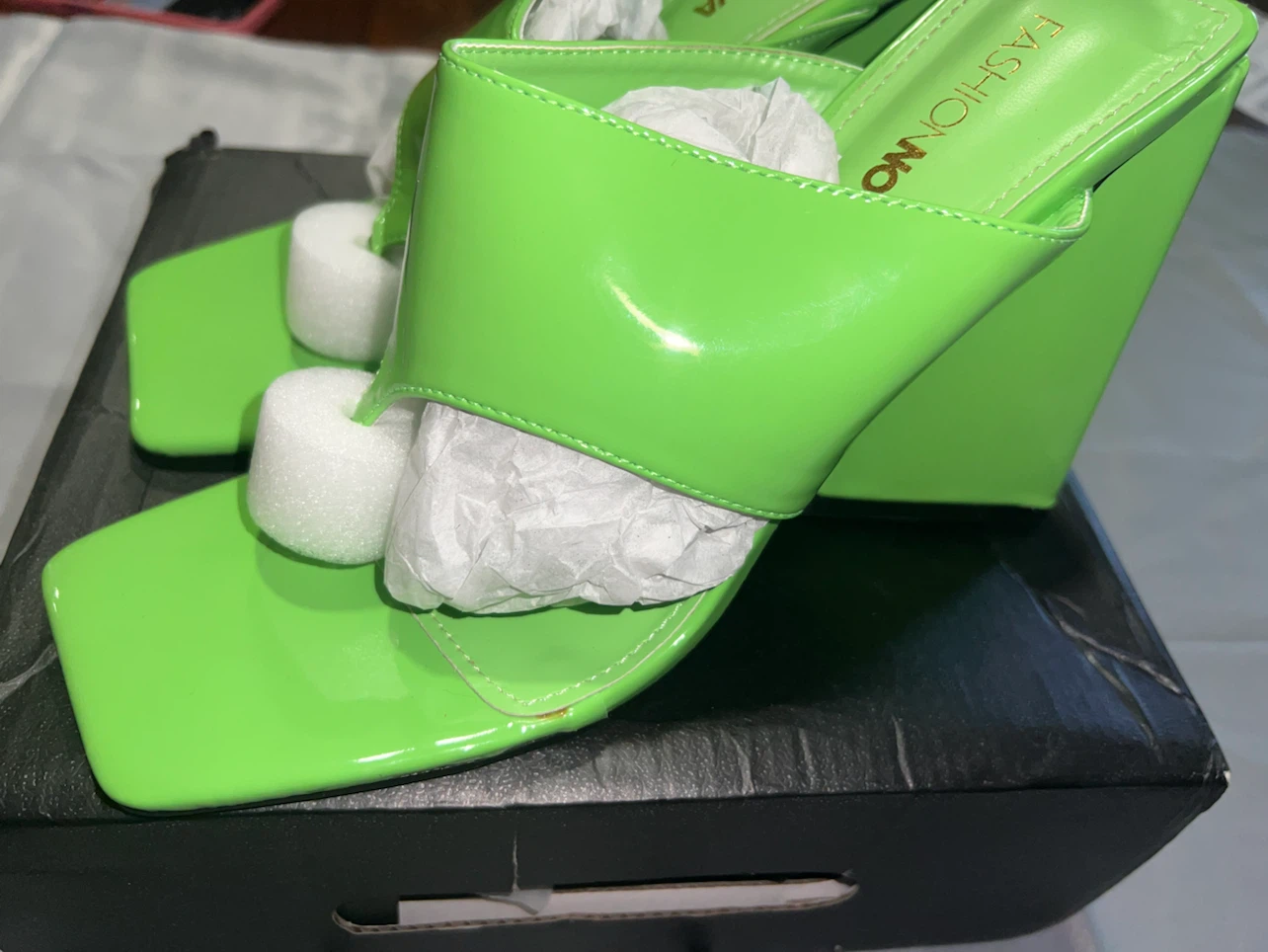 Fashion Nova Women's Green Slide Sandals - photo 3