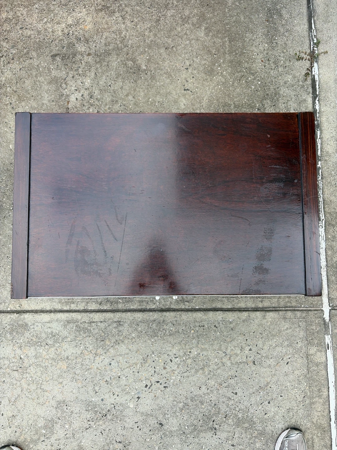 Vintage Modern-age Rosewood Lucite Bedside Table - photo 3